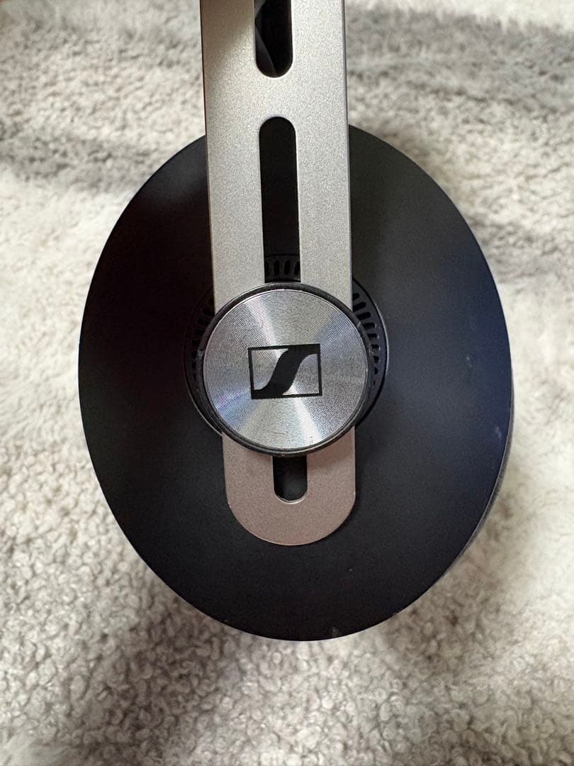 ヘッドホン Sennheiser momentum3