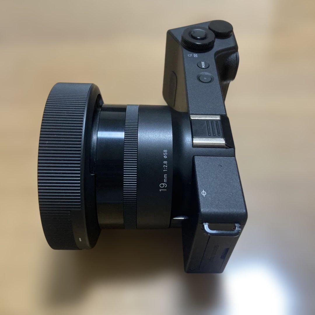 SIGMA dp1 Quattro ミラーレス一眼