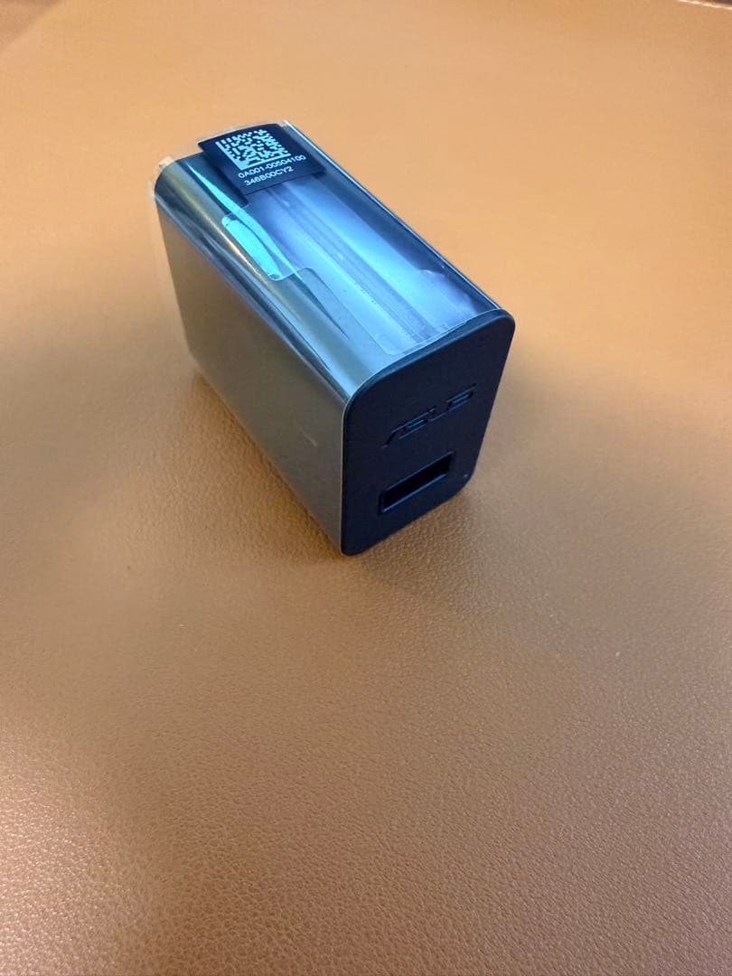 ASUS MB16AH-J 15.6インチ モバイルモニター