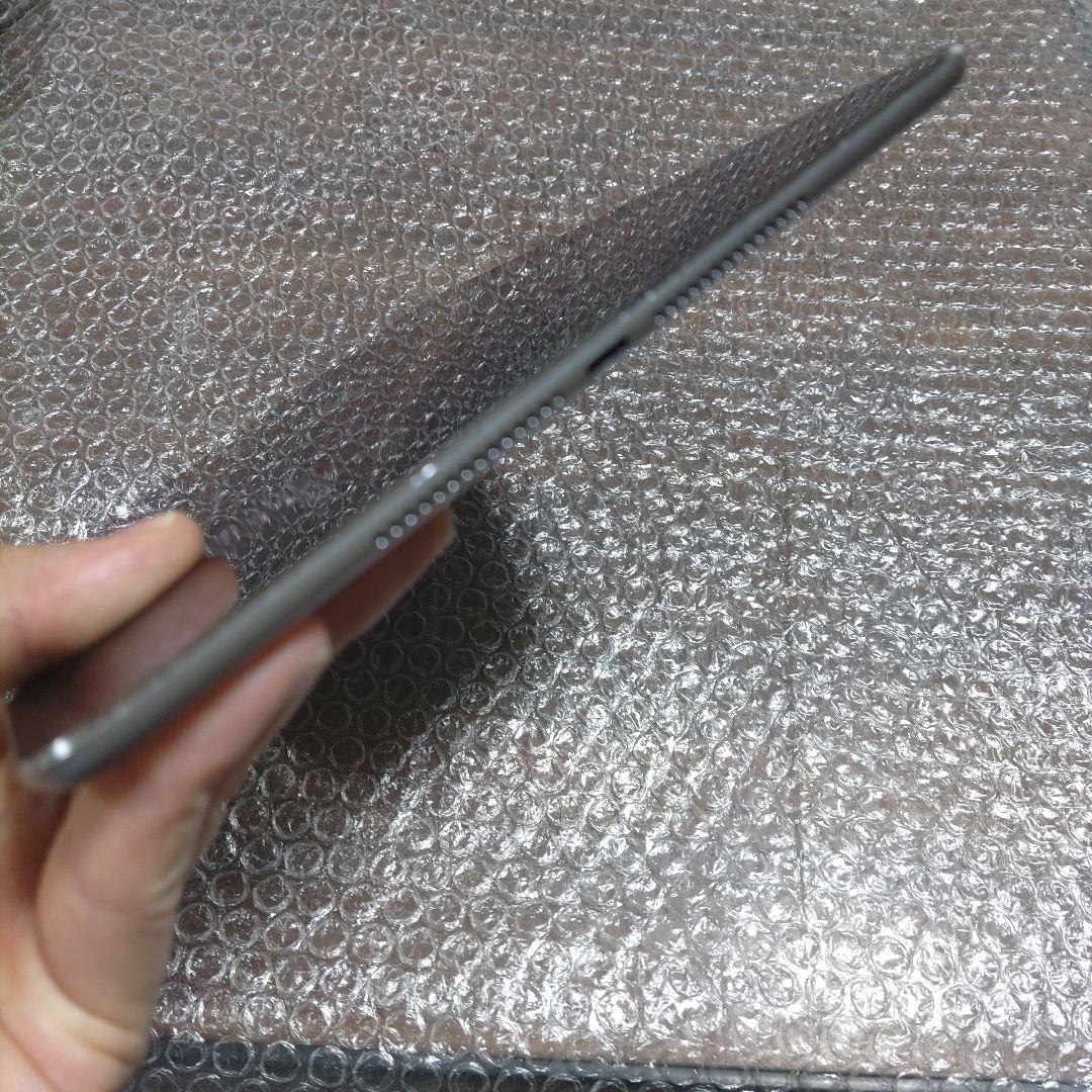 iPad air2 セルラーモデル MNVP2J/A 管理ナンバー2302