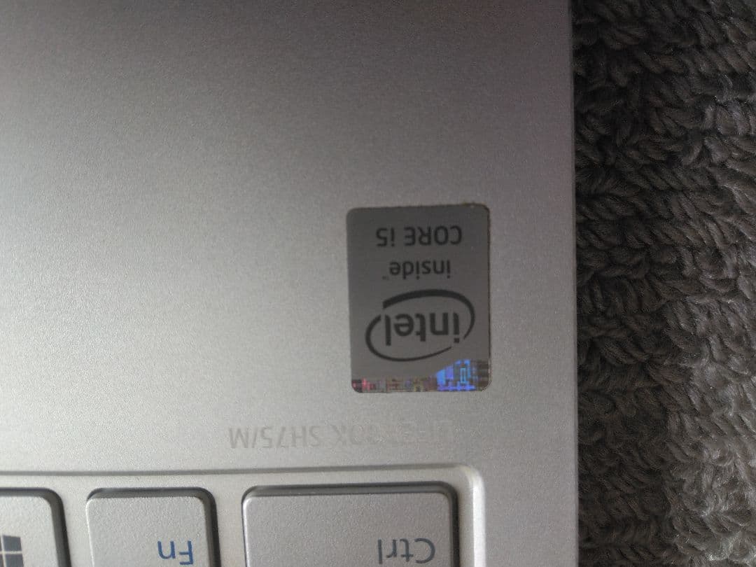 富士通ノートPC Intel Core i5 Mem 8GB SSD 240GB