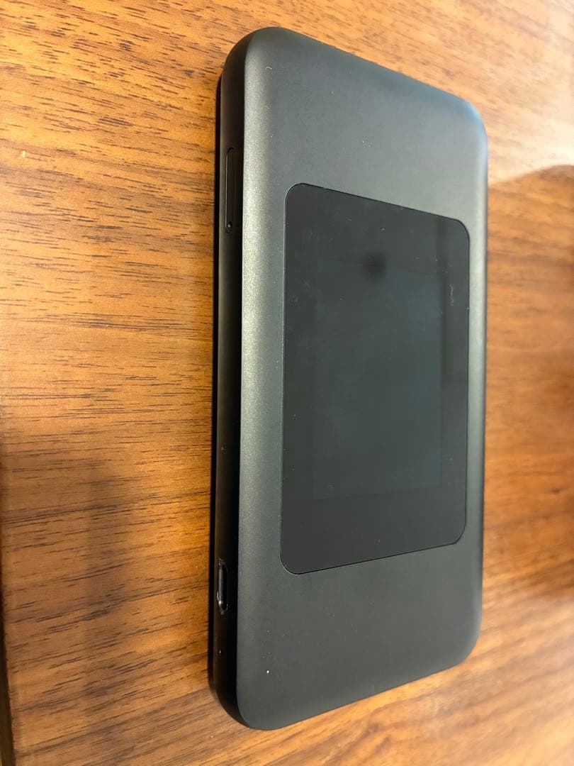 Speed Wi-Fi DOCK 5G 充電ドック付き