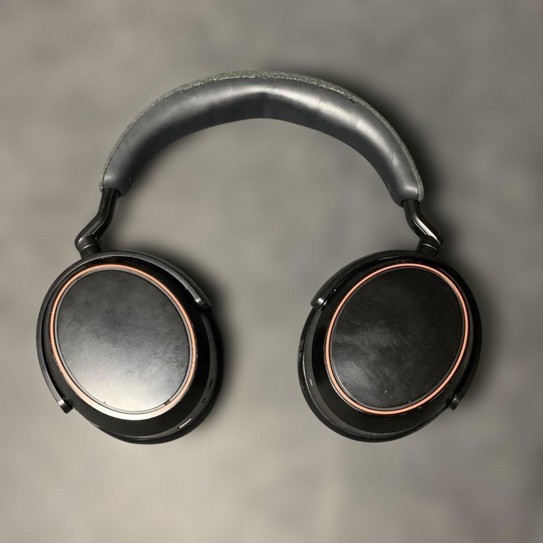 Sennheiser Momentum 4 Wireless 本体
