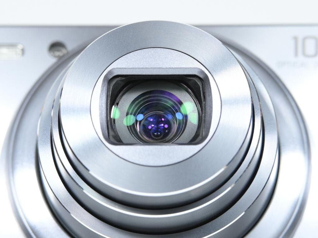 【美品】 ソニー　SONY CyberShot DSC-WX200 シルバー