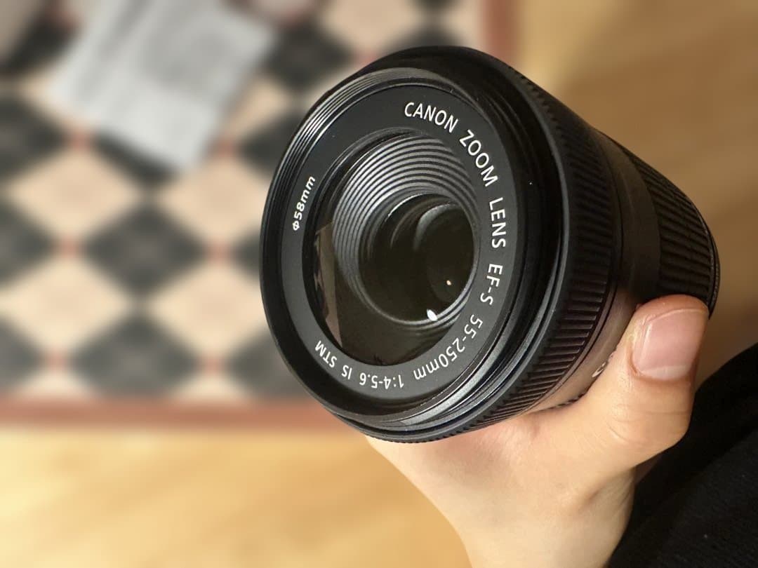 Canon EF-S55-250mm レンズ