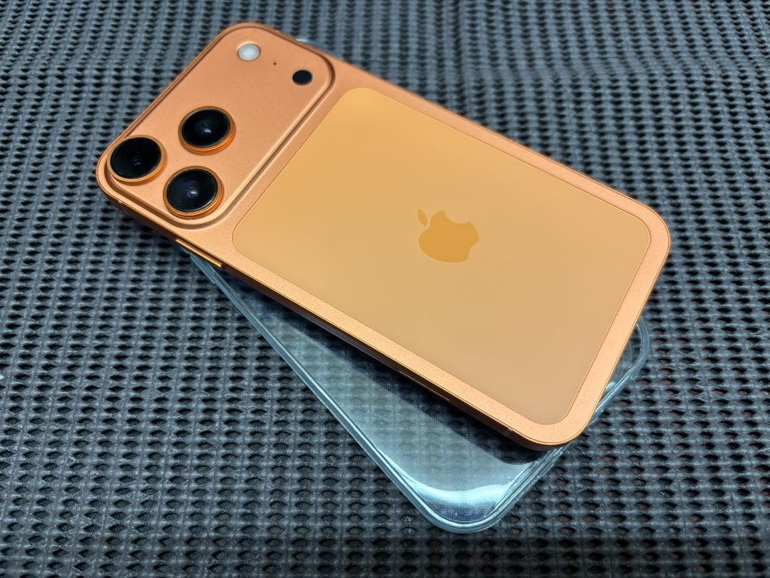 iphoneXR/iphone17PRO Orange 外装交換!