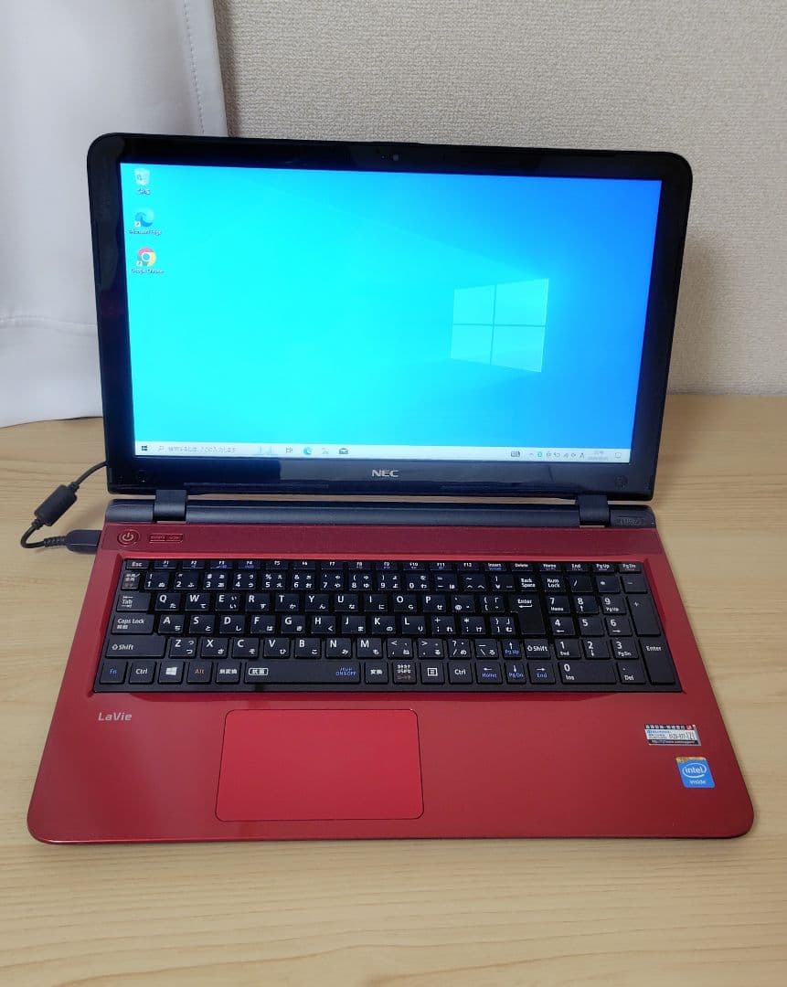 NEC lavie LS150/S 　ノートパソコン赤（Windows 10）