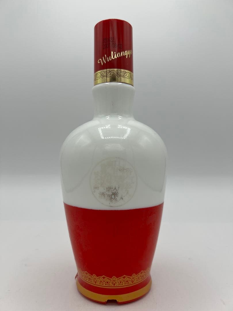 こ*ん様 【未開栓】五粮液 2007 陶器ボトル 500ml 39% 箱付き 重