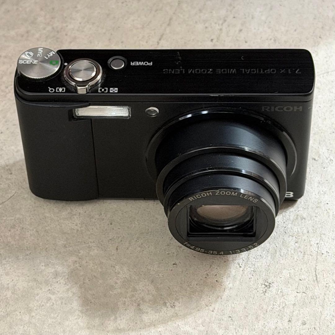【美品】RICOH R8 デジタルカメラ 動作確認済み　バッテリー2個付