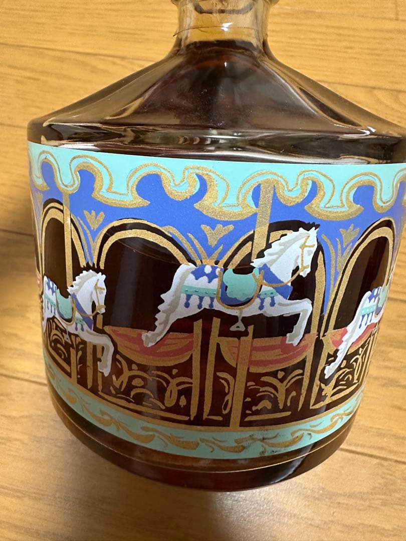 【未開封品】エイジング15年メリーゴーランドサントリー ウイスキー 700ml