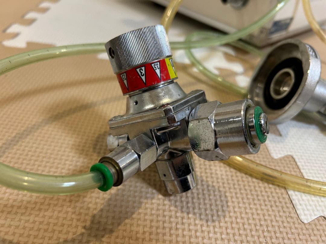 旨い！！！この季節アウトドアに！ニットク　BS-8氷冷式ビールサーバー　１式