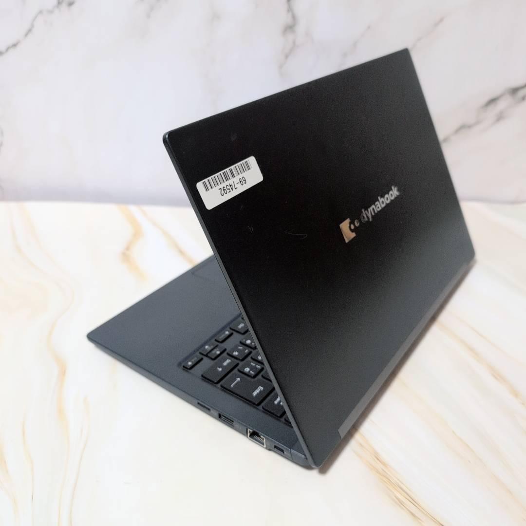 軽量✨Windows11✨i5✨16GB✨SSD✨カメラ/オフィス✨ノートPC