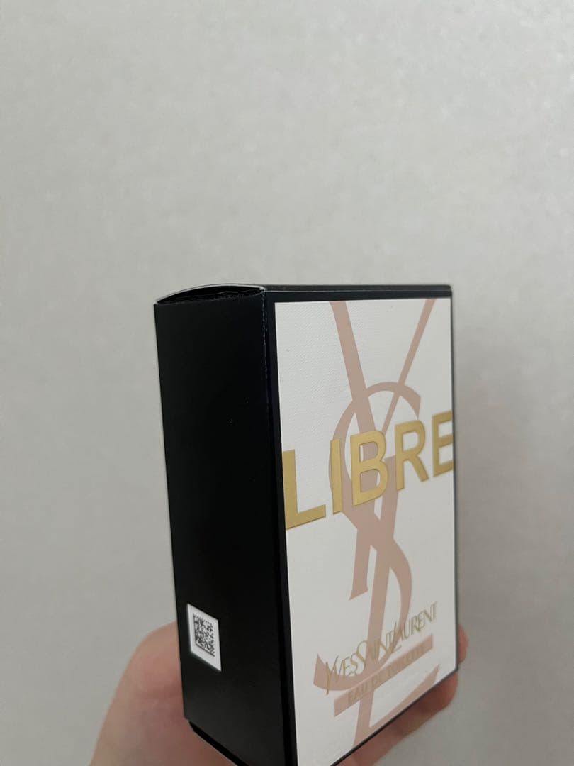 Yves Saint Laurent 香水 30mlリブレオーデトワレ