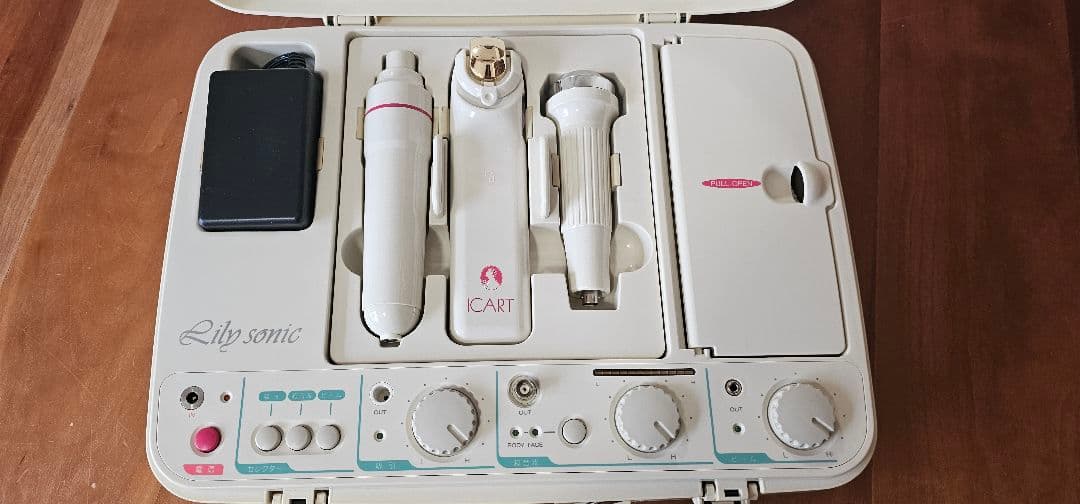 サミットインターナショナル　リリーソニック超音波多機能美顔器
