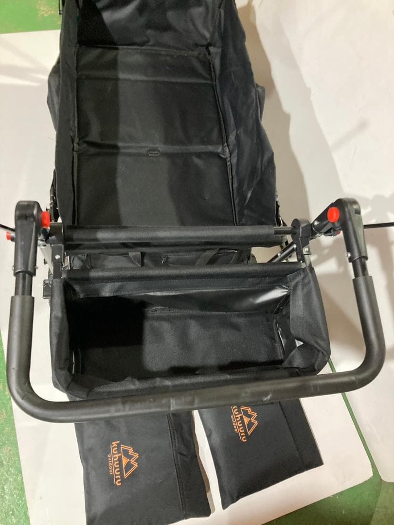 ① アウトドア ブレーキ付 屋根付 キャリーワゴン ペットカート 犬 黒