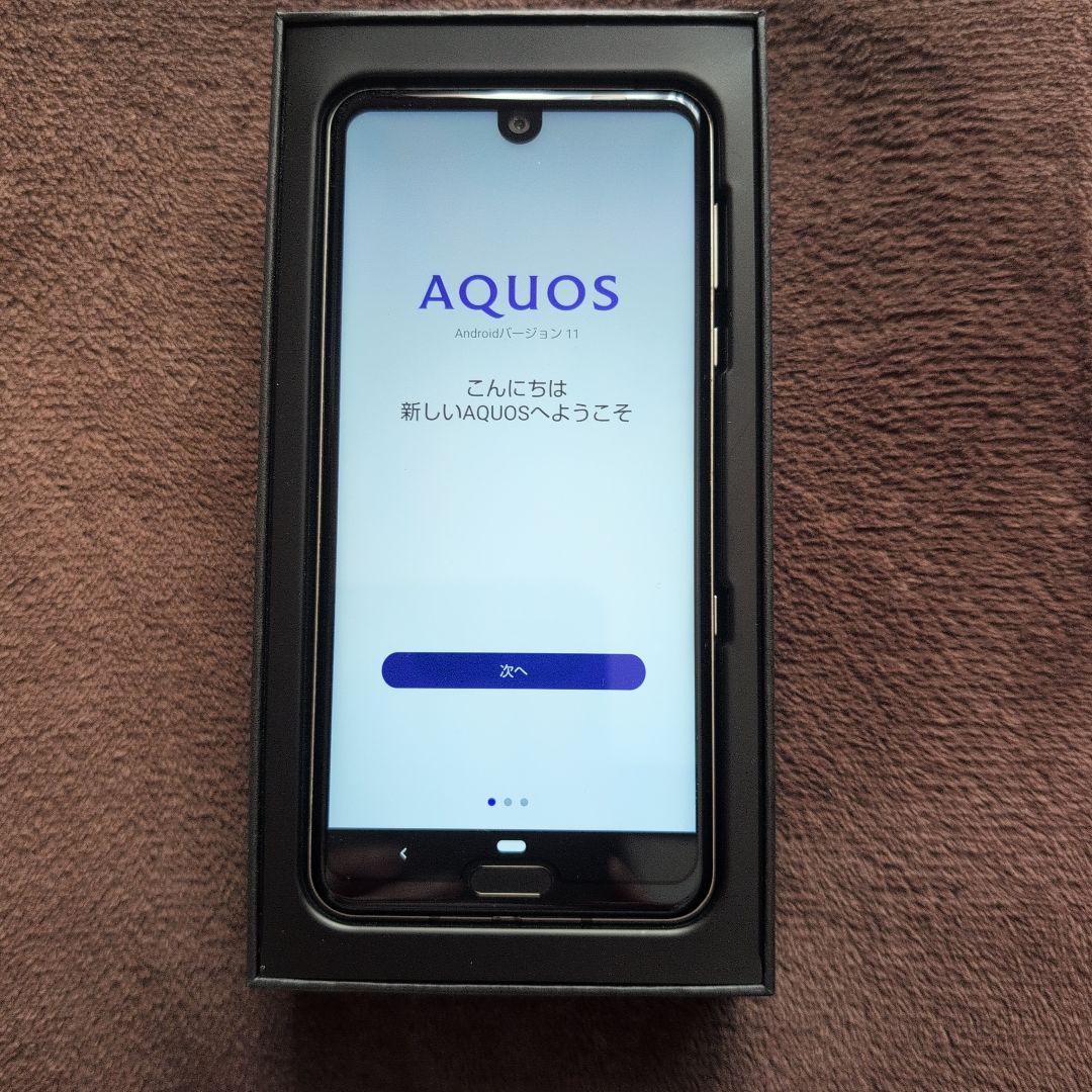 AQUOS スマートフォン 本体 約6.1インチ ホワイト　AQUOS　R3