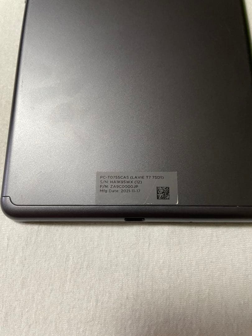 美品！NEC LAVIE T7 7SD1 T0755CAS タブレット