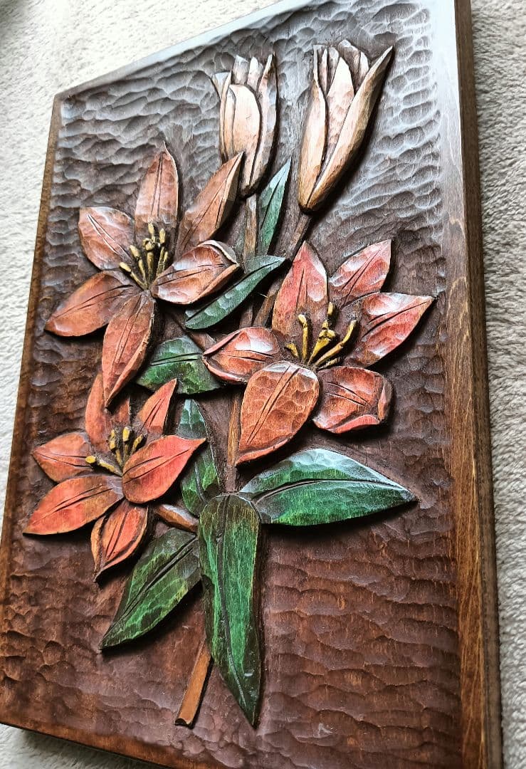 木製花の立体彫刻 レリーフ