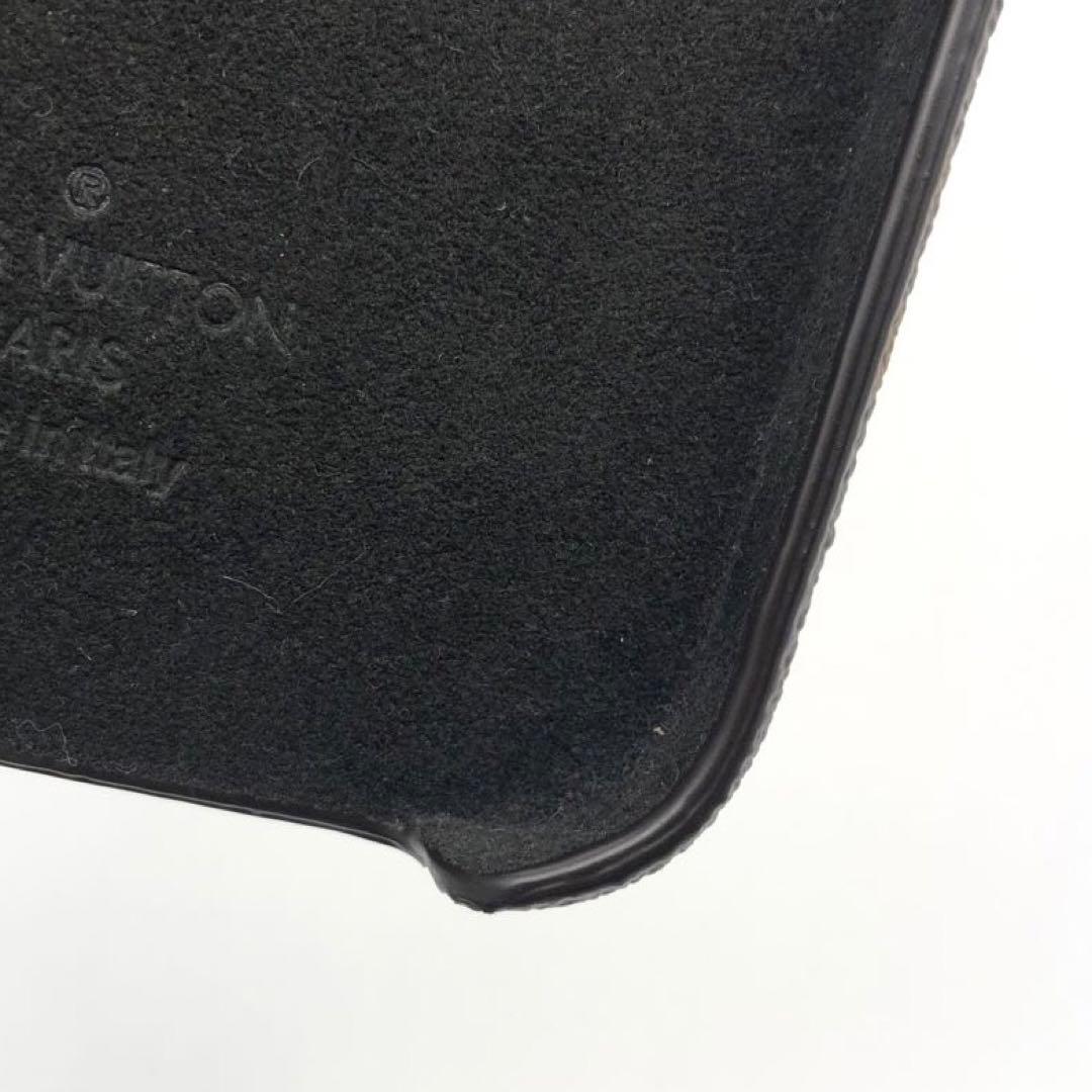 ルイヴィトン レザー　iPhone13 pro ドーフィーヌ　スマホケース