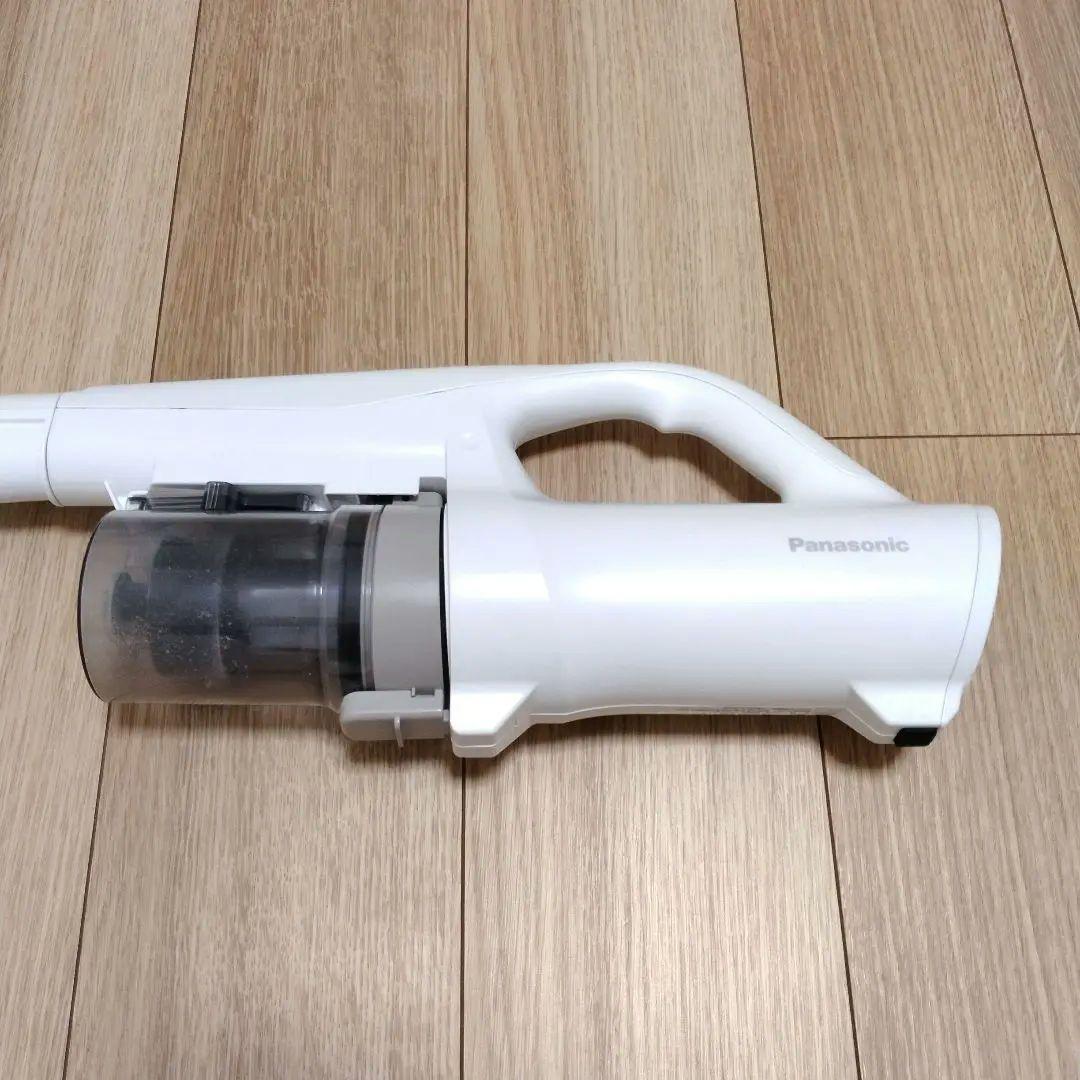 Panasonic スティッククリーナー MC-SB32J 2022年製