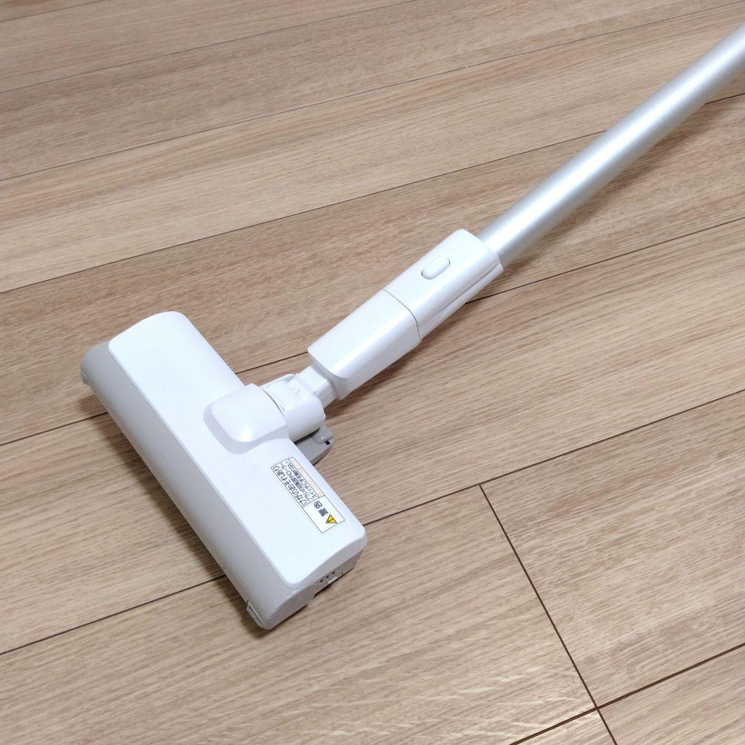Panasonic スティッククリーナー MC-SB32J 2022年製