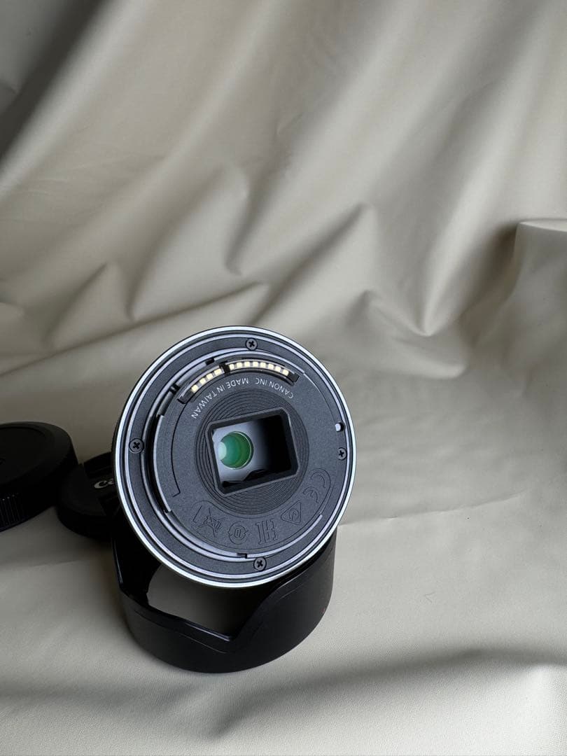 【使用2回のみ】キヤノン RF-S18-45mm IS STM