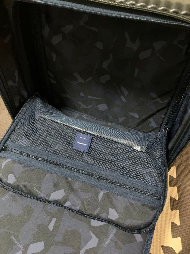 イノベーター キャリーケース フロントオープン 機内持込可33L