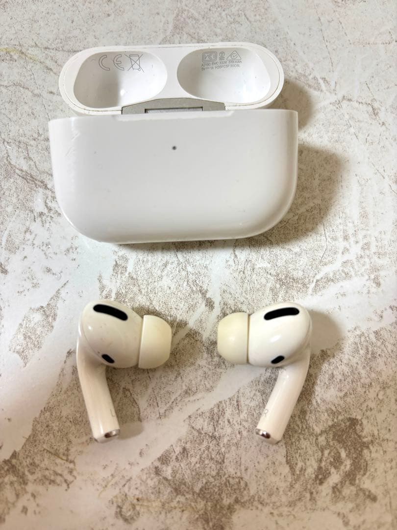 イヤホン Apple AirPods Pro 1