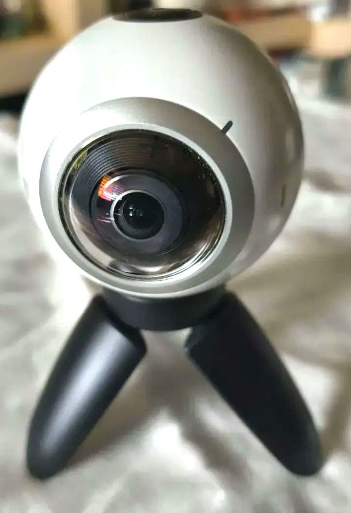 SAMSUNG GALAXY GEAR 360 360°カメラ SM-C200…