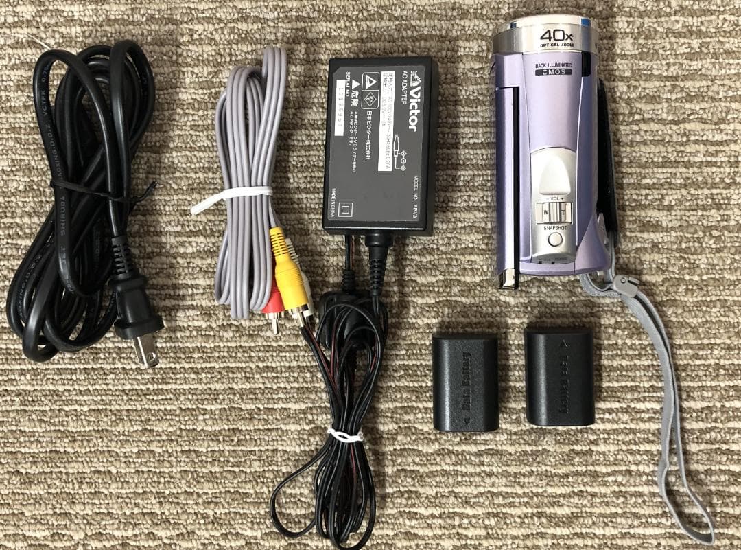 JVC Everio GZ-HM33-V ジェイブイシー