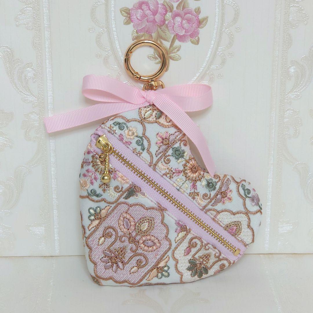 ꙳★*♡maron♡꙳★*゜様 ガマ口ミニバッグ