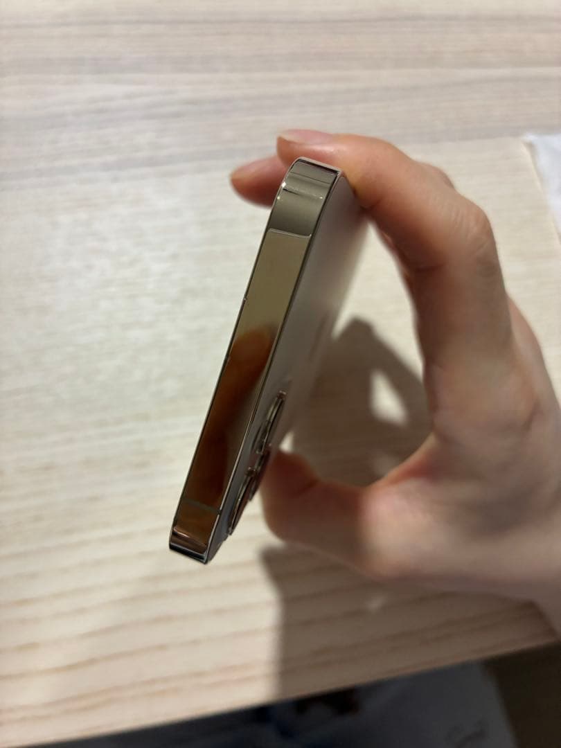 iPhone12pro ゴールド　128GB