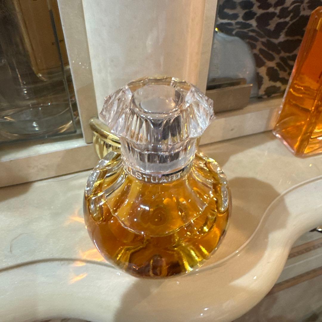 ジルスチュアート　ヴァニララスト　オードパルファン　50ml