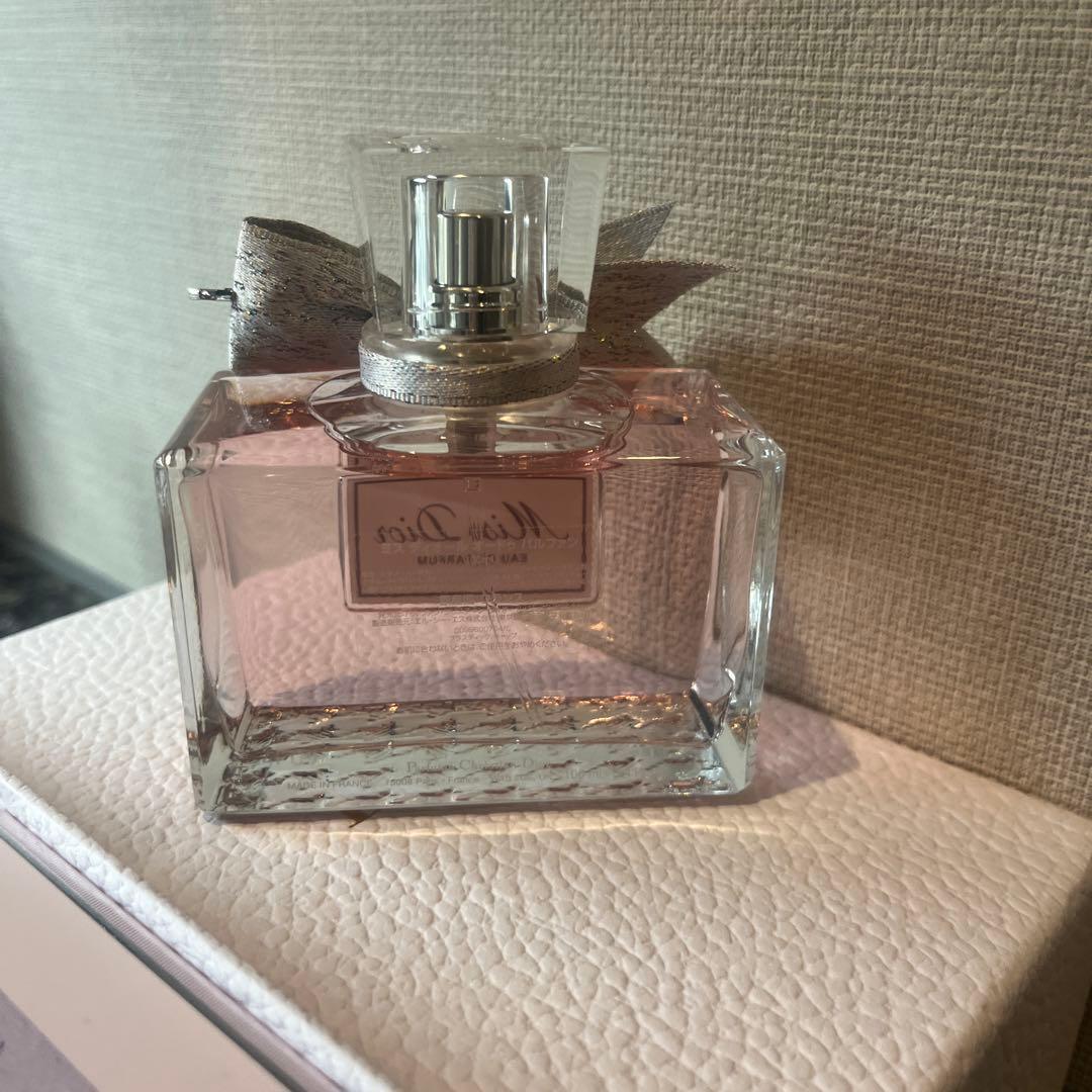 Miss Dior Eau de Parfum (箱付き)100ml