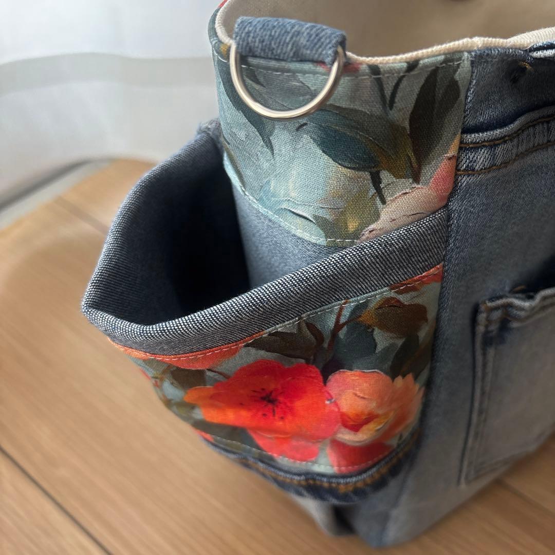 デニムリメイク　トートバッグ　ハンドメイド　花柄