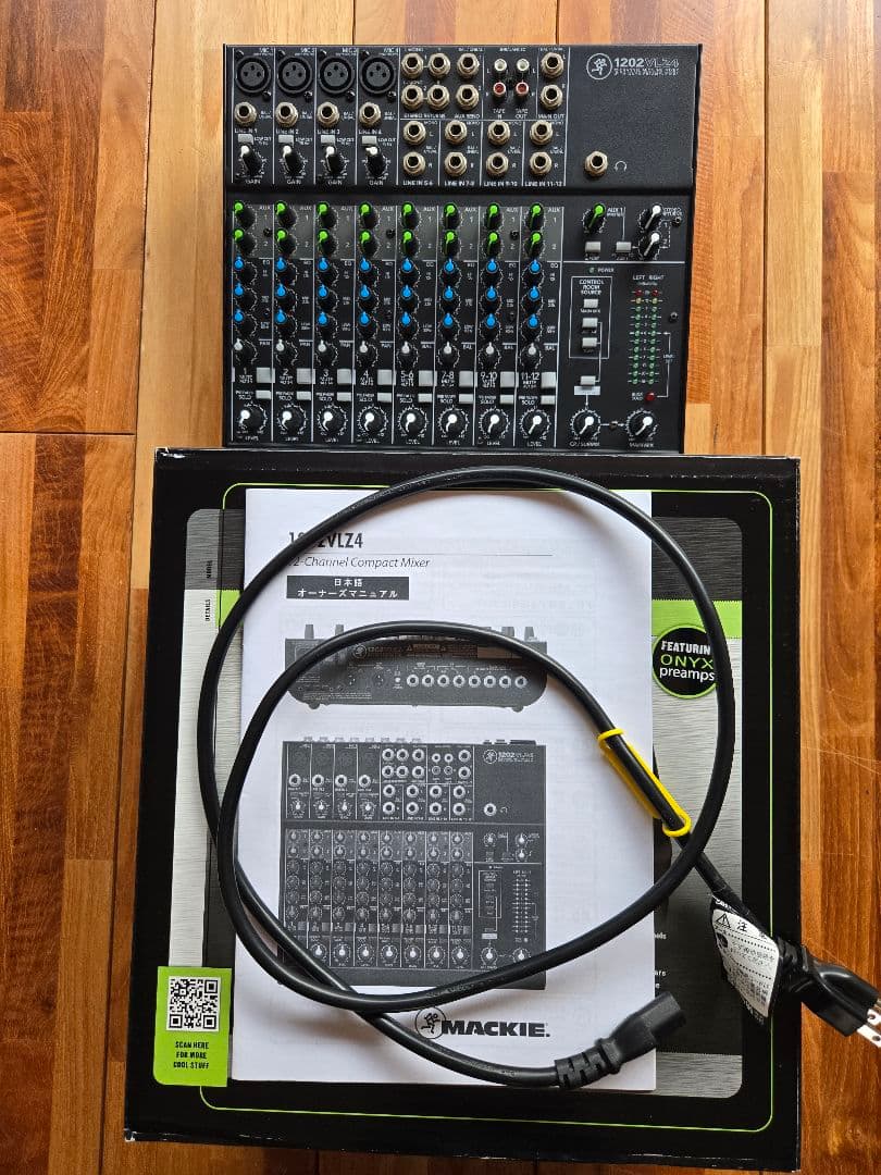 Mackie 1202VLZ3 アナログミキサー