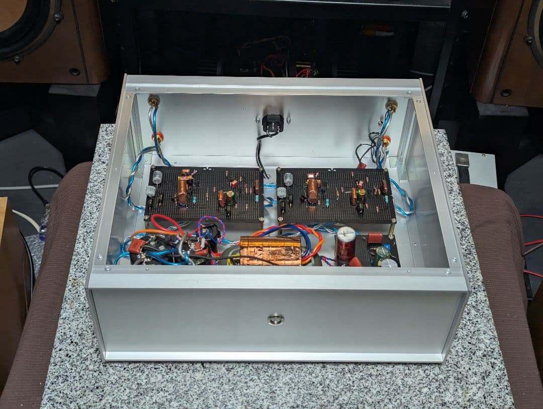 ハンドメイド　フォノイコライザーアンプ　MMカートリッジ専用