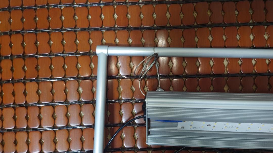 き*う様 アクロ TRIANGLE LED VIVID 450 吊下用ライトスタ