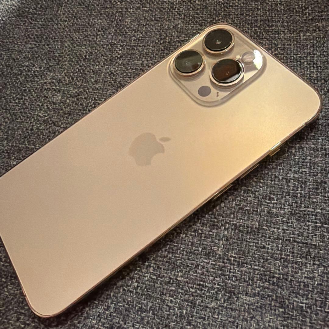 【美品】iPhone13Pro シルバー 256GB SIMフリー