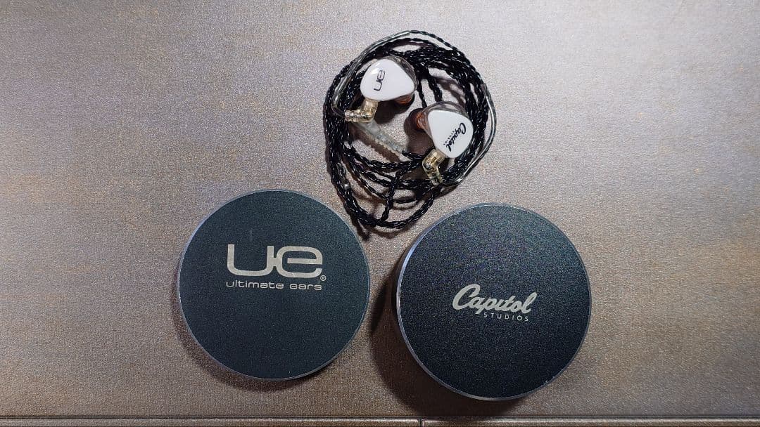 Ultimate Ears ReferenceRemastered 有線イヤホン