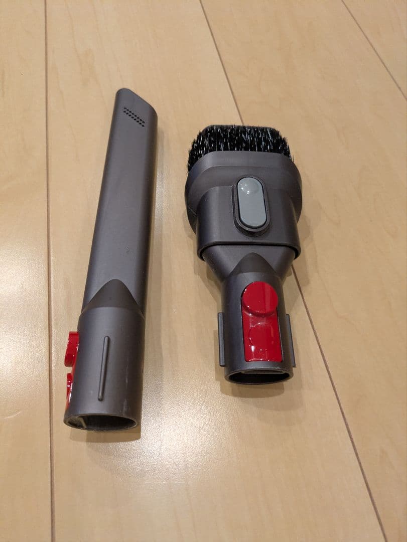 Dyson v7 コードレスクリーナー　スタンドセット