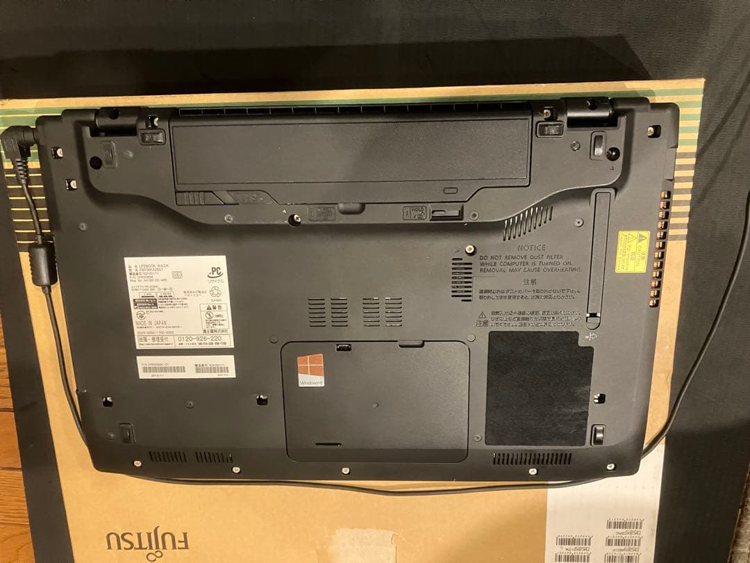ノートパソコンFUJITSU LIFEBOOK WA2/K FMVWAK2S57