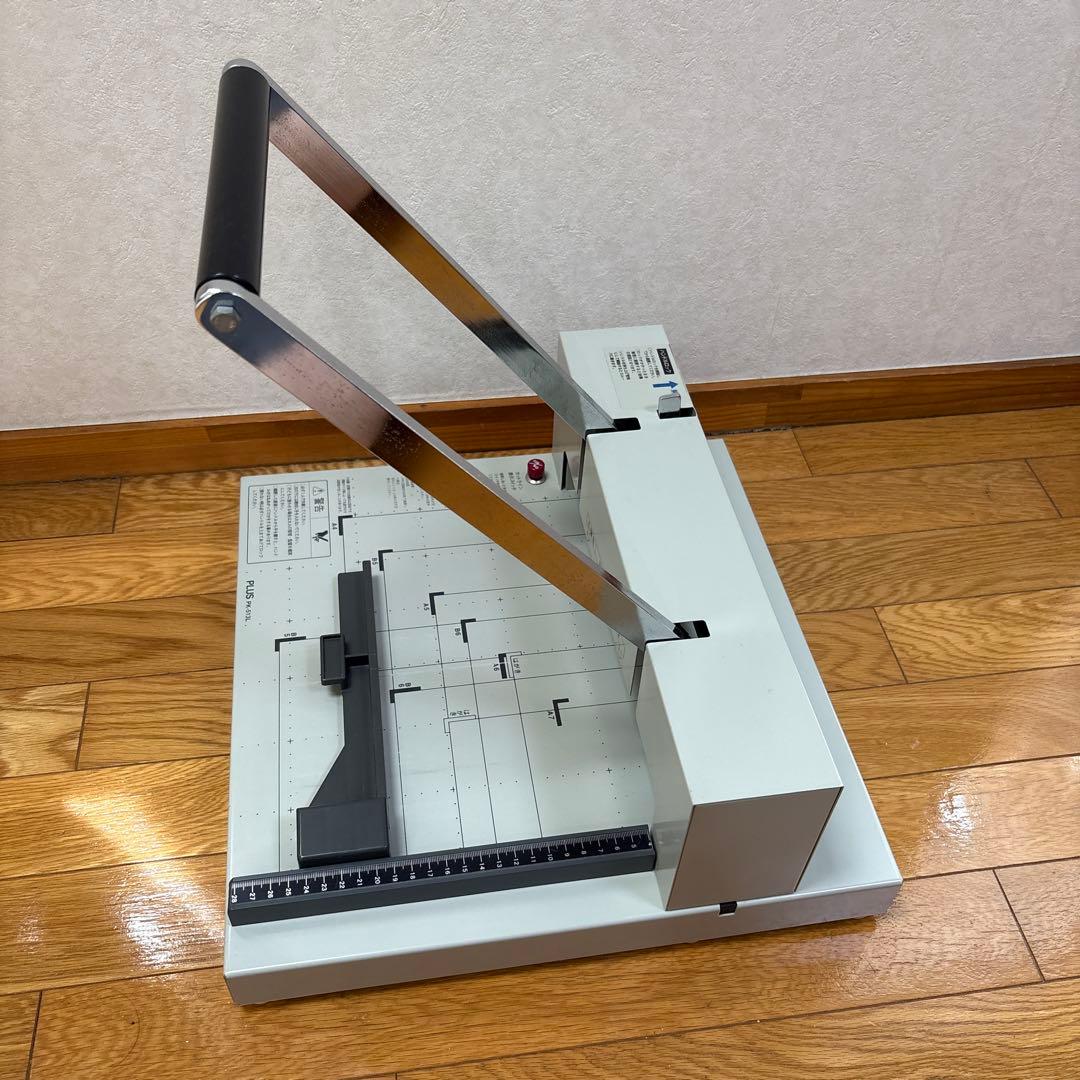 PLUS PK-513L 裁断機 （動作確認済み 切れ味劣化）