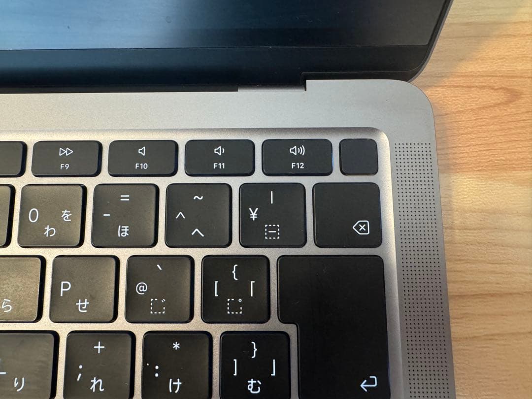 【美品】MacBookAir13インチ 8GB 256GB M1 スペースグレー