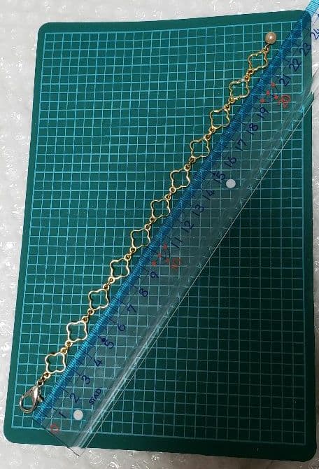 新品.　ハンドメイド　ネックレス・ブレスレット・イヤリング