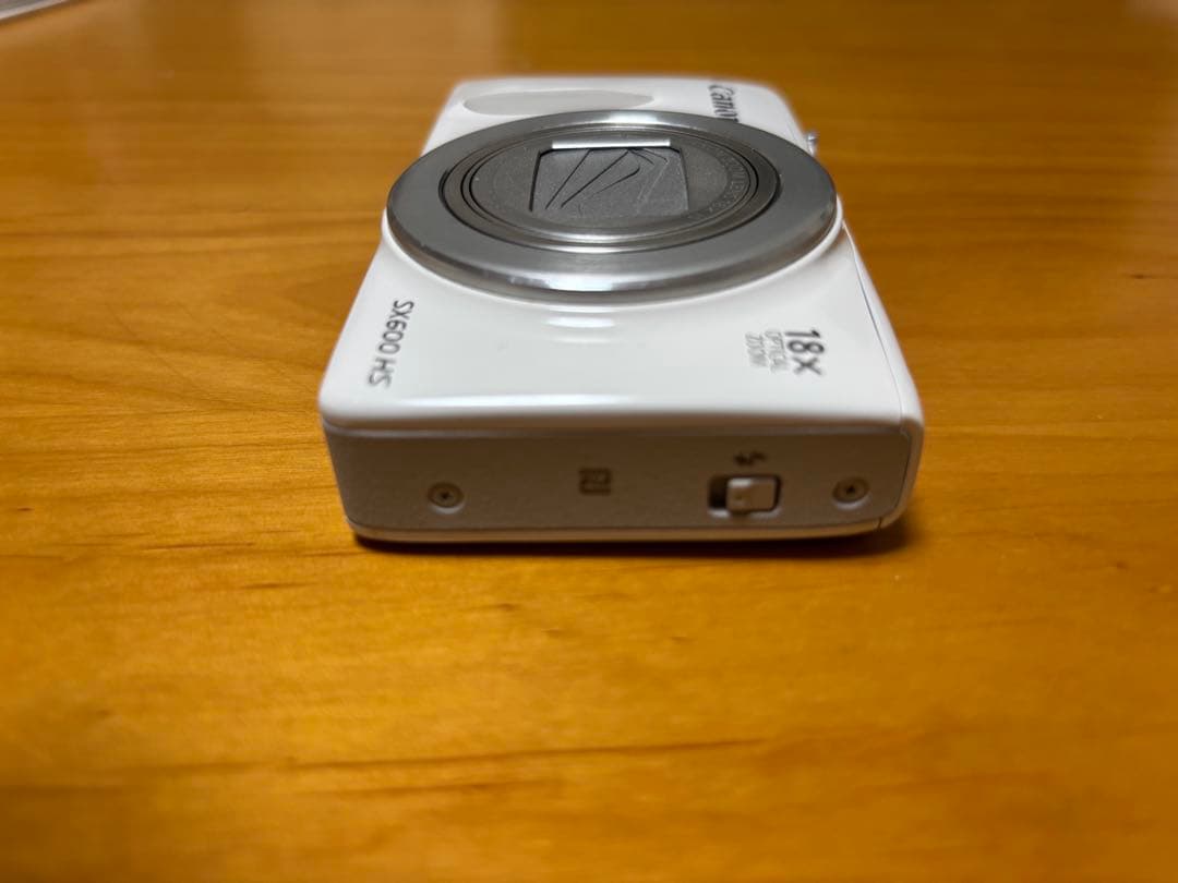 Canon SX600 HS、コンパクトデジタルカメラ