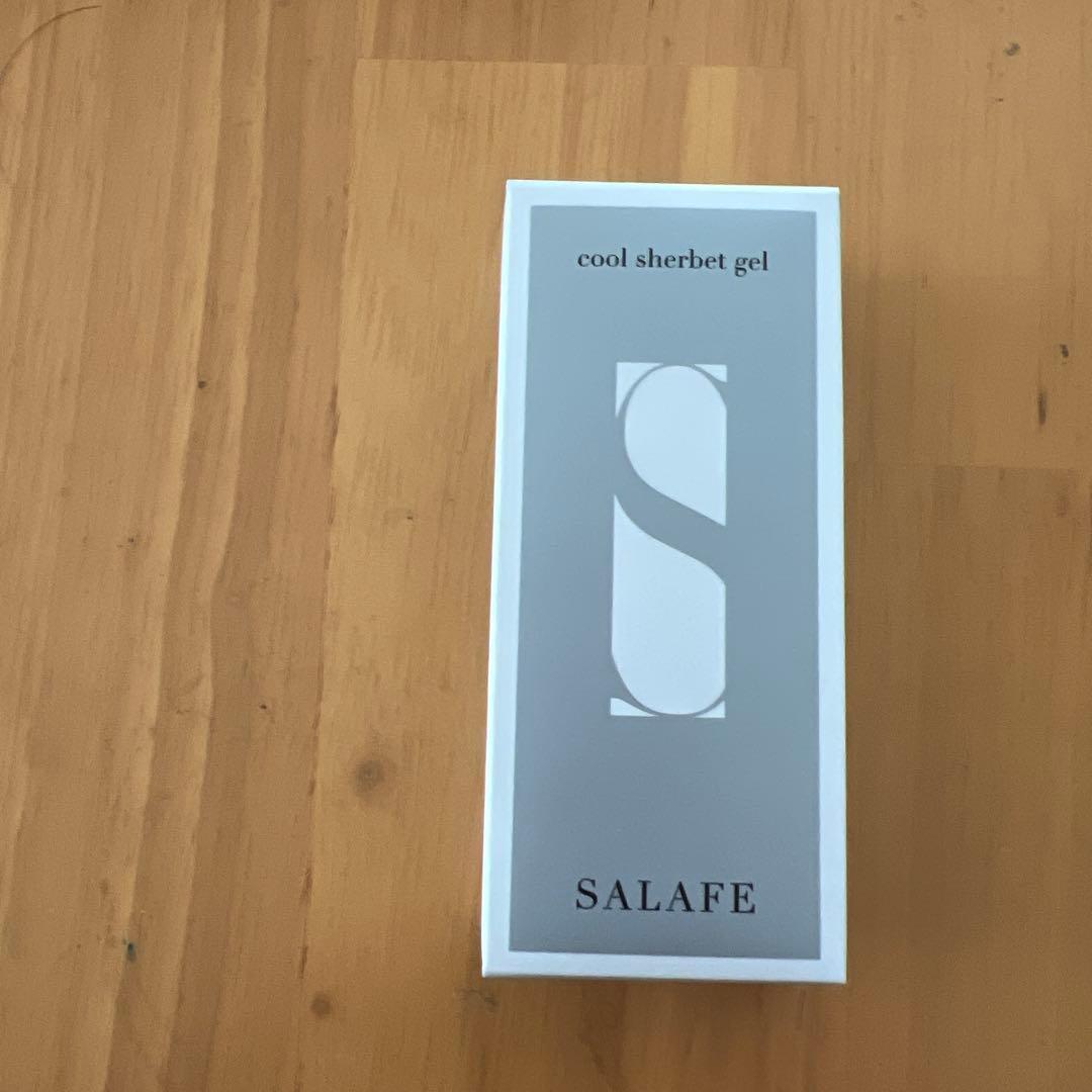 SALAFE ＋ 薬用制汗クリーム お得な日焼け止めクリームと美容液ジェル付き