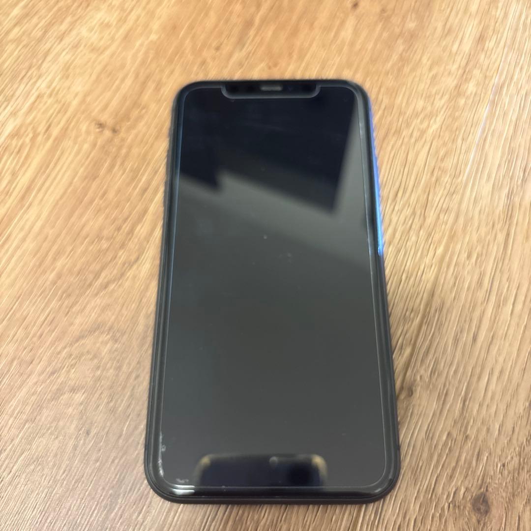 Apple 【iPhone 11】ブラック 本体