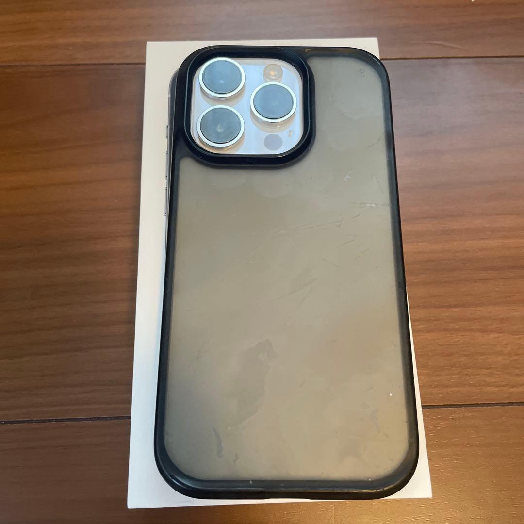 傷ほぼ無し　Apple iPhone 14 Pro シルバー 本体