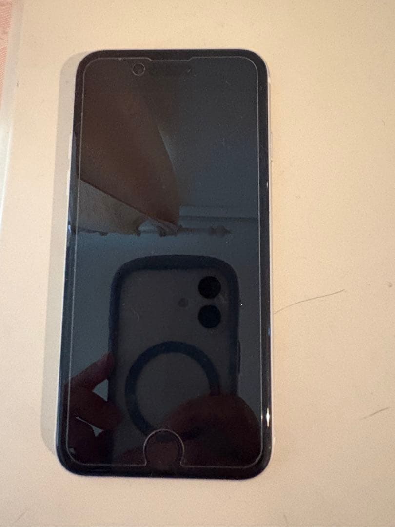 Apple iPhone se 第3世代
